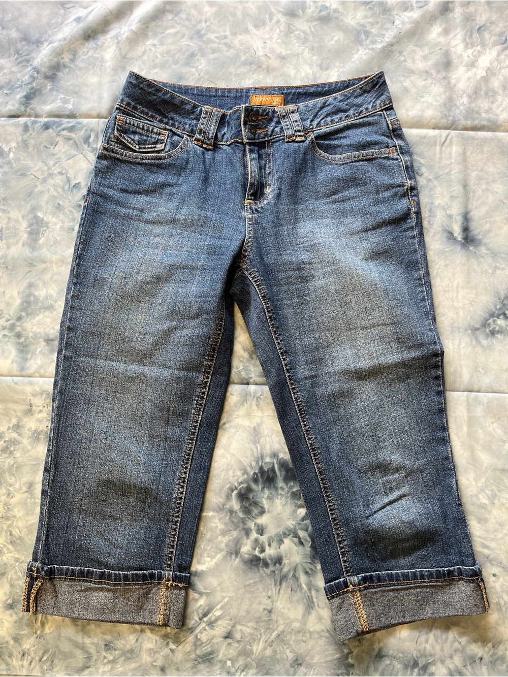 St. John’s Bay Denim Capris 4P